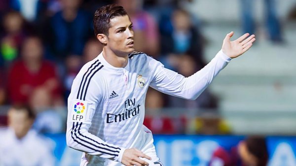 九游会J9 足坛快讯：皇马终止与阿隆索合作，C罗连遭三败，利物浦新年开门红